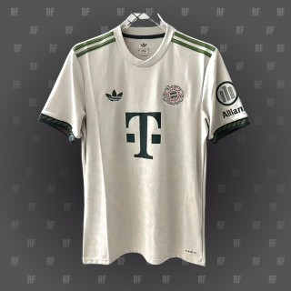 BAYERN DE MUNICH 25-26